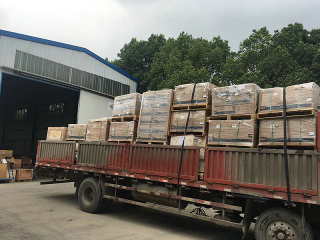 Our warehouse(图2)